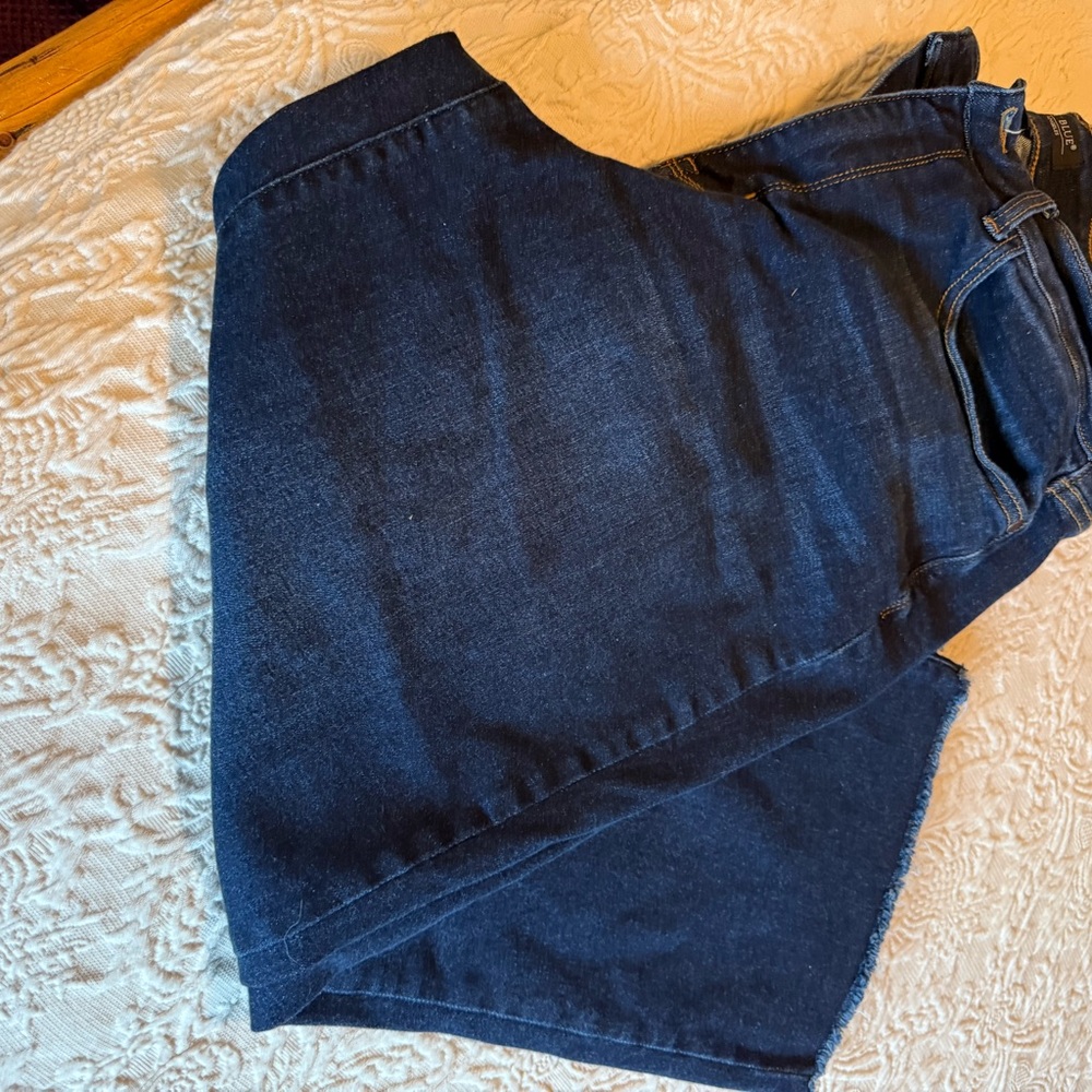Judy Blue Dark Blue Ankle & Cropped Jeans